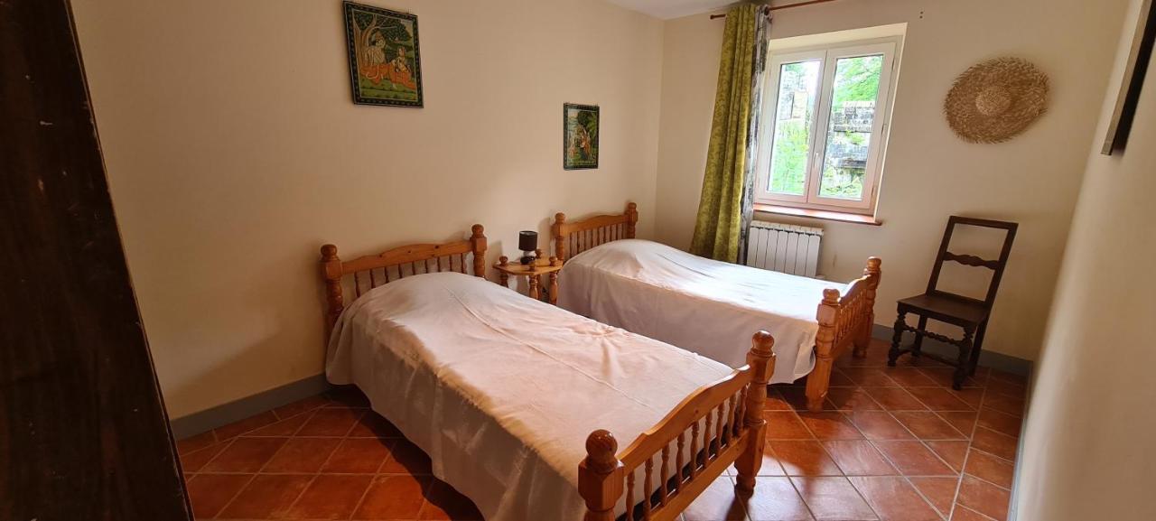 Domaine De Syam - Gites, Chambres D'Hotes & Cabanes Exterior photo