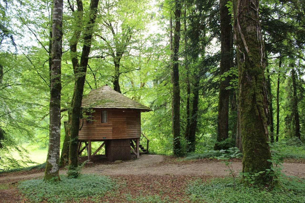Domaine De Syam - Gites, Chambres D'Hotes & Cabanes Exterior photo