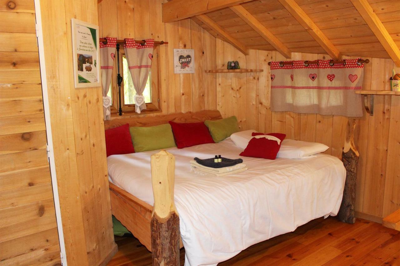 Domaine De Syam - Gites, Chambres D'Hotes & Cabanes Exterior photo