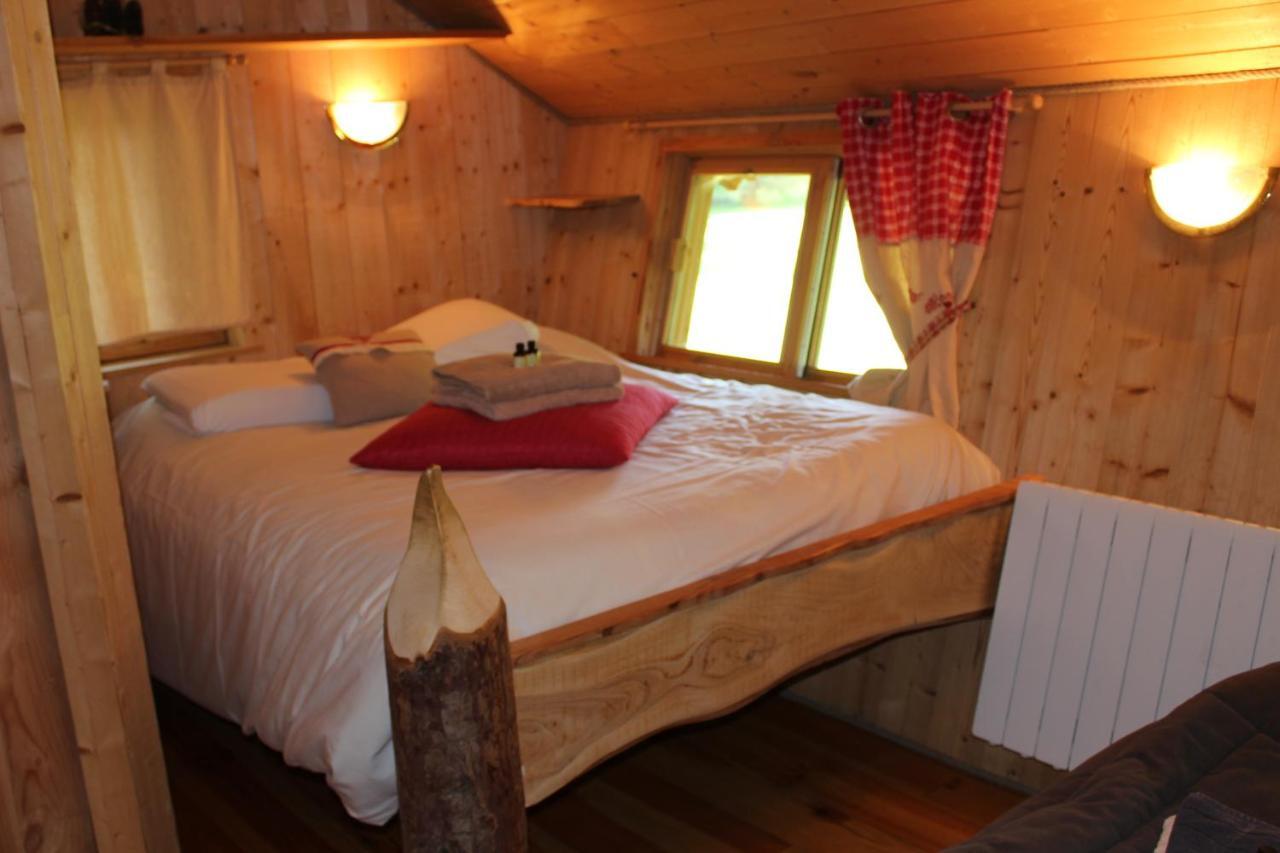 Domaine De Syam - Gites, Chambres D'Hotes & Cabanes Exterior photo